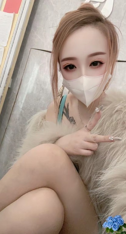 真实极品小女下海