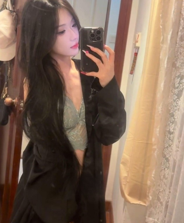 气质美女叫声销魂