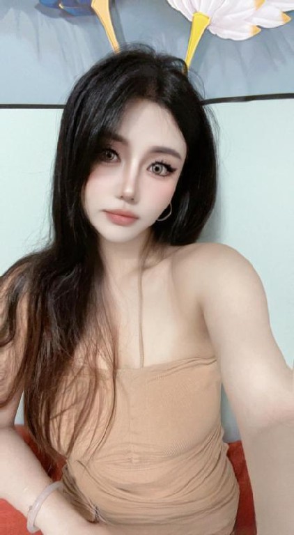 钟爱高挑黑丝大长腿