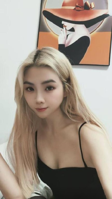 天河苗条妹妹甜甜