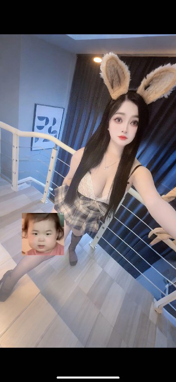 丰满情趣小姐姐