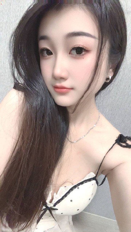 坂田舌吻骚妹妹