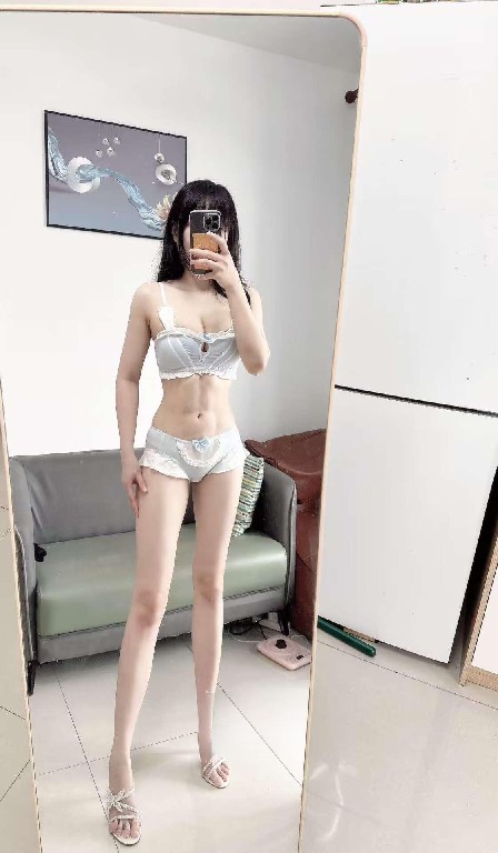 高挑甜妹水嫩多汁