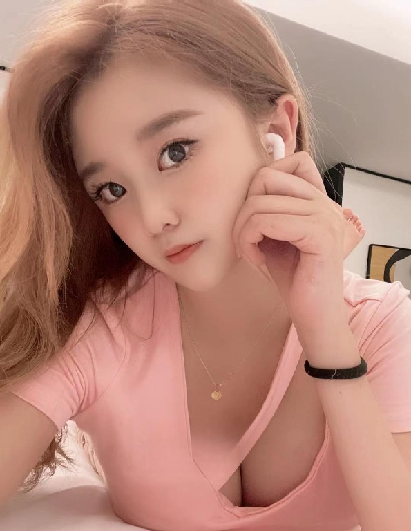 会伺候男人的妹子极度配合