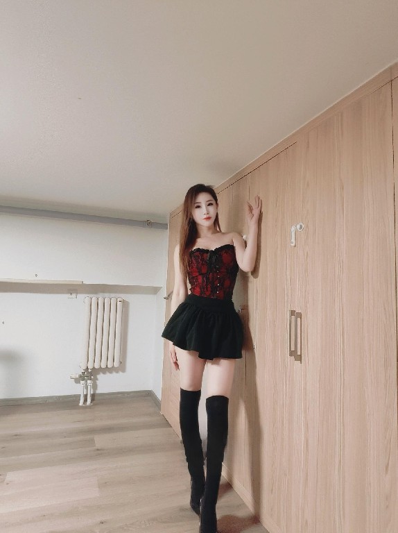 房山思琪，知性御姐，风骚入骨