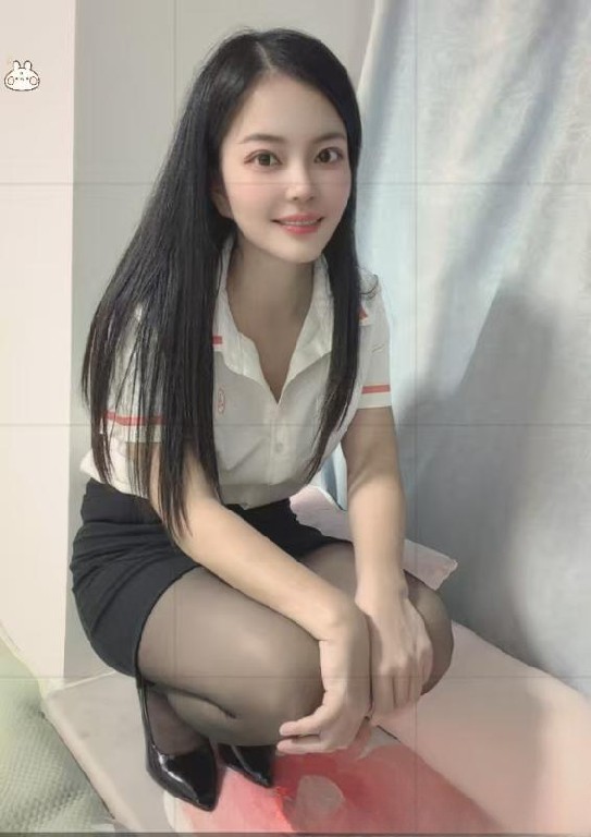 南山纯欲性感大腚少妇