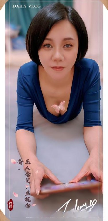 短发东方古典气质美女