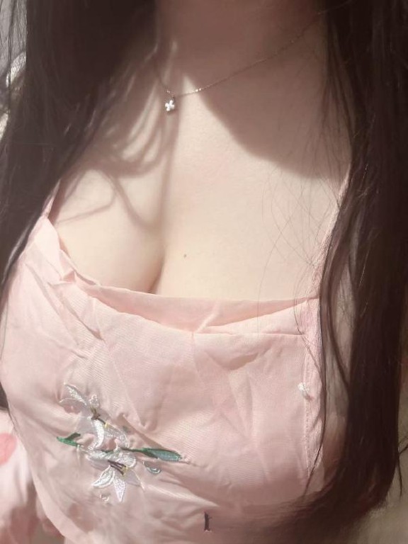 光谷美妇可三通