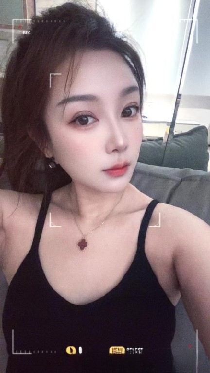 瑜伽教练景汐妹妹