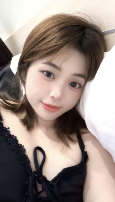 肤白貌美颜值妹妹