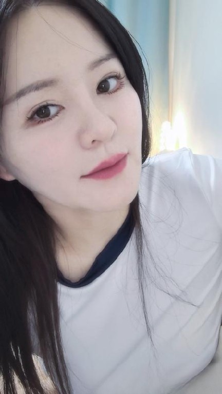 镜湖服务型小姐姐