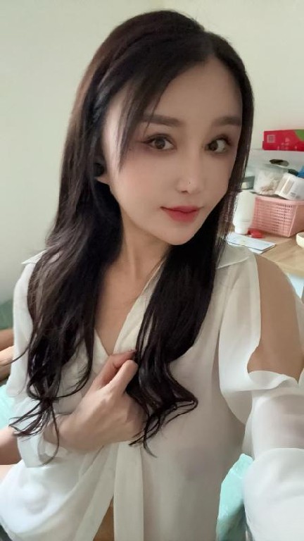 东站温柔骚佳怡