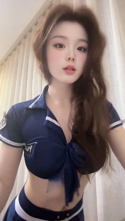 小靓妹大胸粉嫩紧致