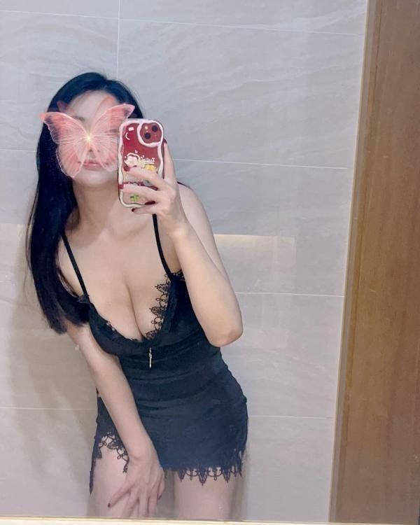 欲望强烈爆棚欲求不满大奶小姐姐