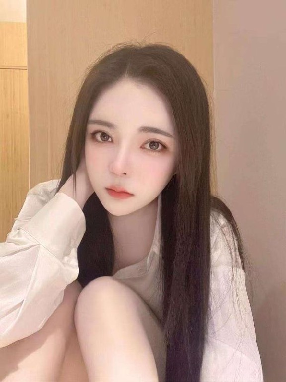 静安菲菲小美女