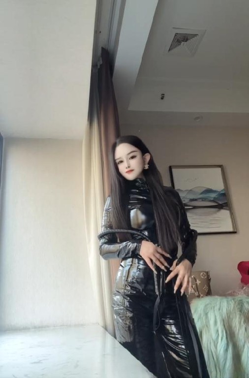 御姐女王范十足