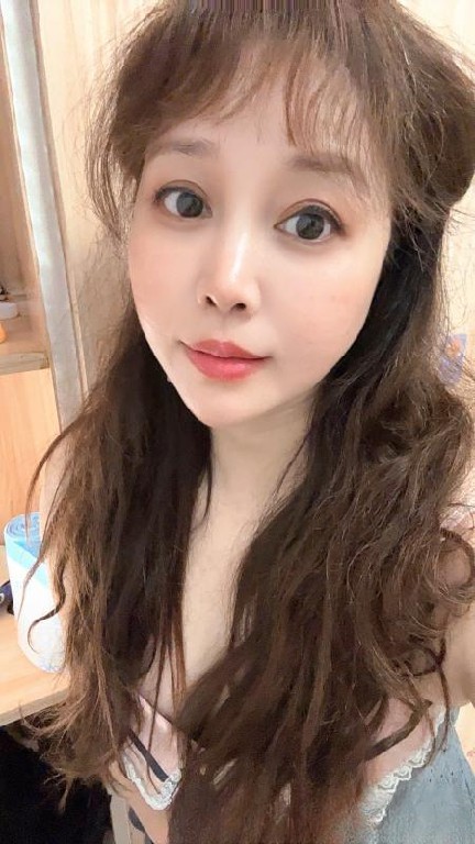 性价比大胸少妇