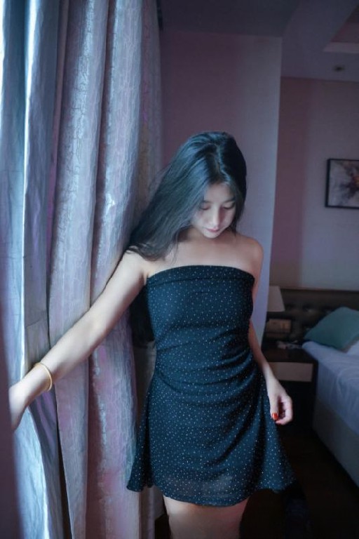 园区年轻漂亮服务系