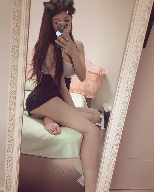 性感风骚长腿大奶琪琪