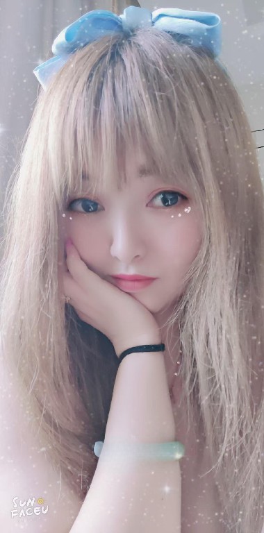 成都美乳粉嫩少女