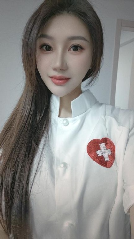 拱野性感制服瑶瑶