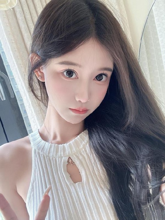 清纯可爱小妹子