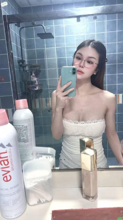 沙坪坝性感风骚御姐服务好