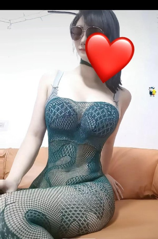 宝安极品身材美女希恩