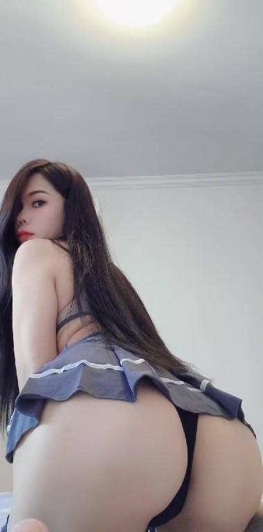 骚逼水多屁股大