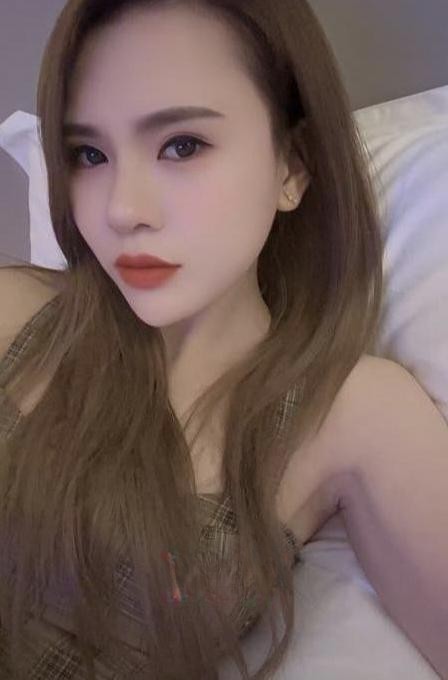 白虎骚货小姐姐