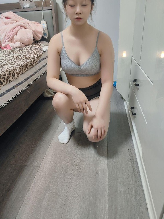 超嫩小太妹西西