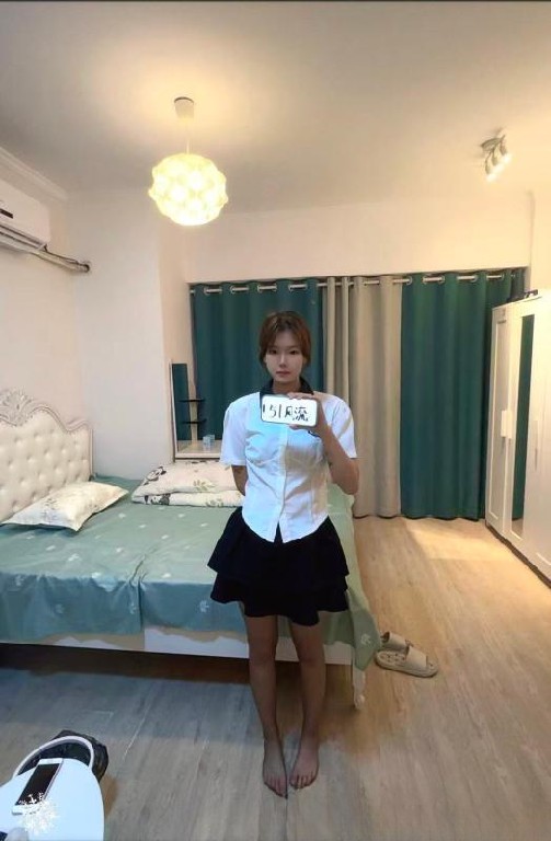 超清纯高颜值嫩妹