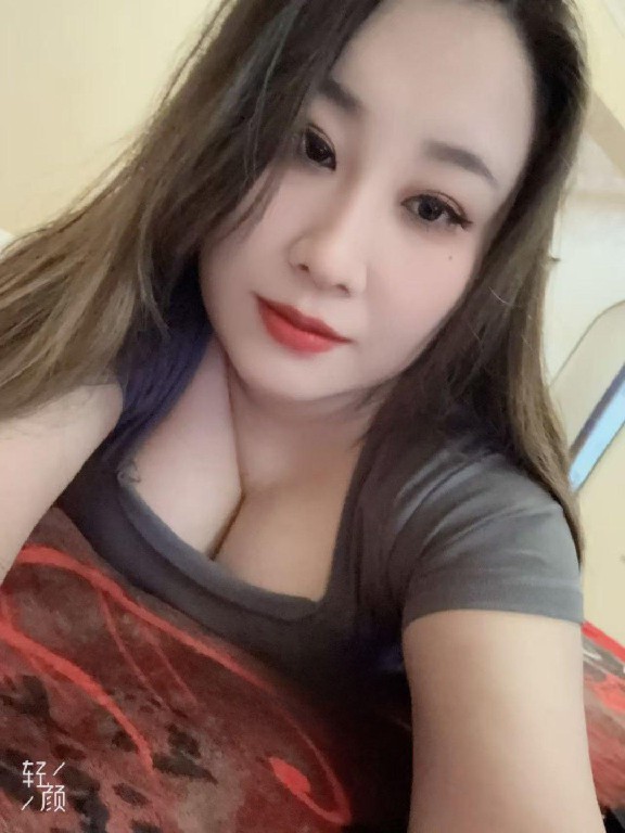 西安玉祥门F大胸嫩妹