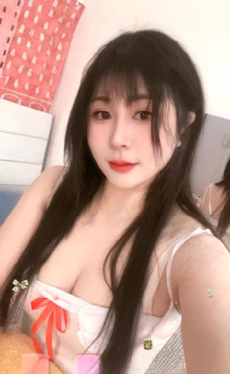 新宫服务性小姐姐希希