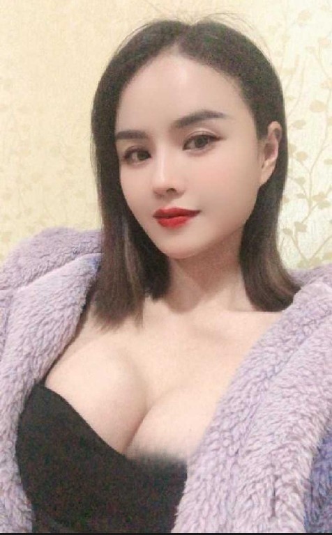 已体验肤白服务棒的小姐姐