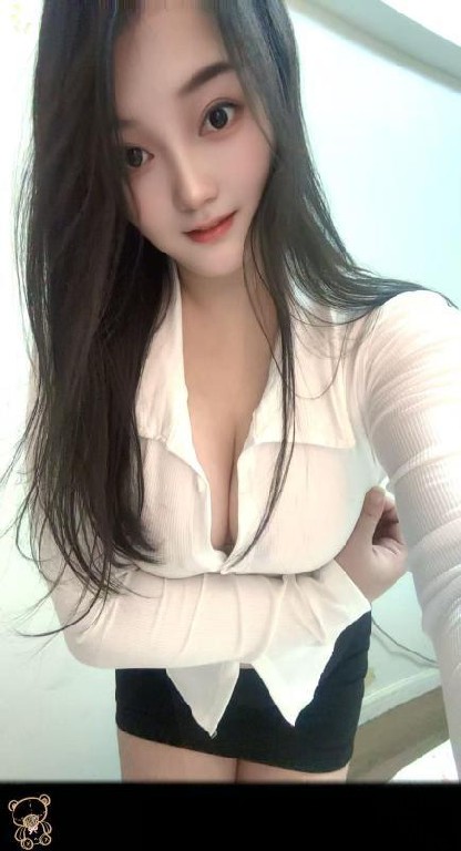 包臀裙兼职小少妇