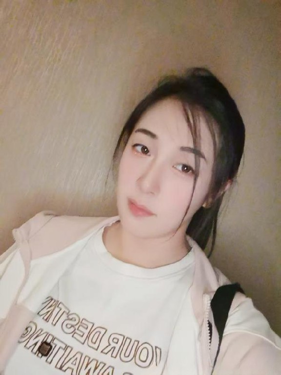 胸大屁股大会动还会夹