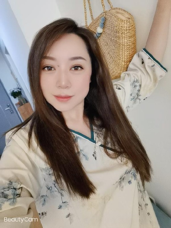 新迎气质少妇媛媛老师