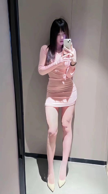 骚穴粉嫩性感尤物