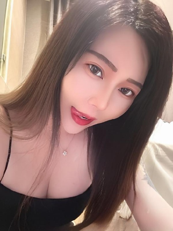 乌市蜜桃臀尤物