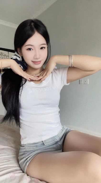 杭州粉嫩水多妹子