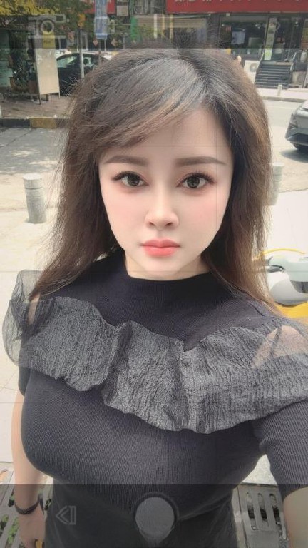 天心大胸服务妹子