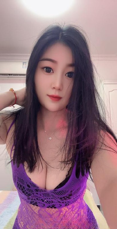 丰满翘臀圆润熟女