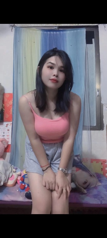 性感软妹温柔妩媚多姿