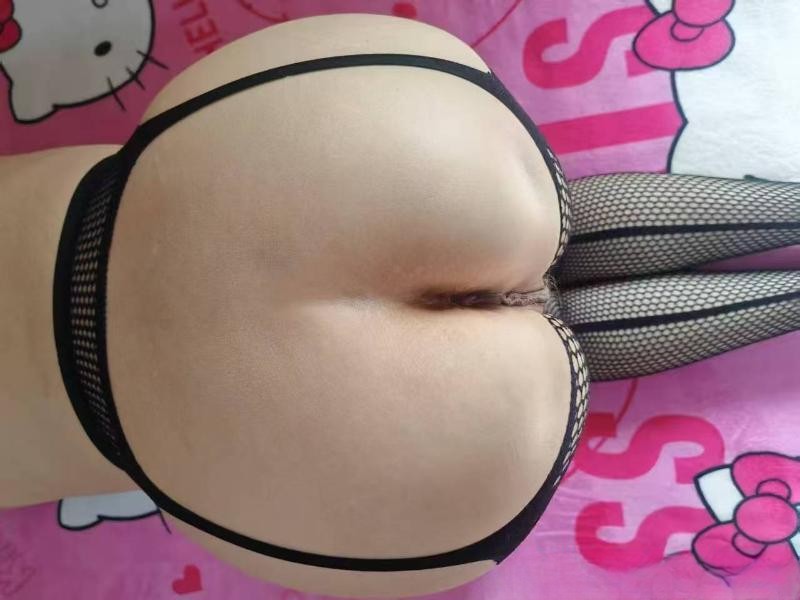 巨臀熟女过年不打烊