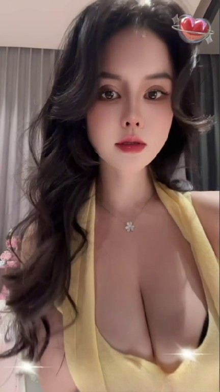 天河轻甜御姐E斯斯