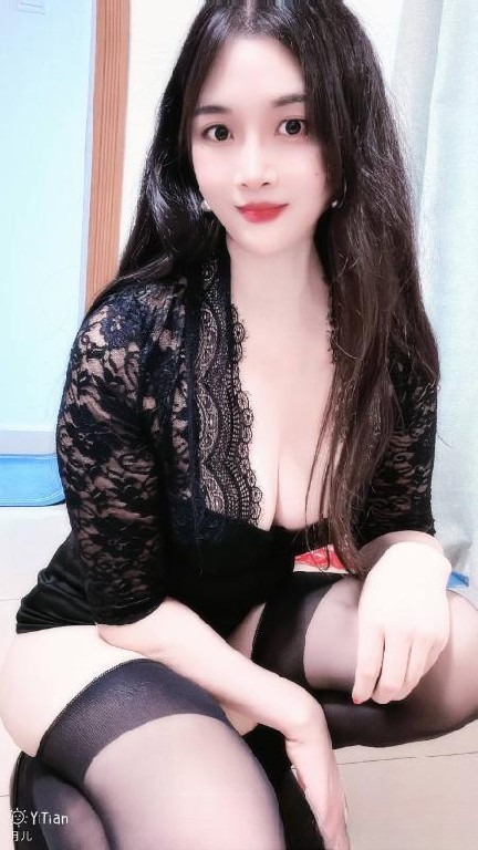 丰满大胸水多月儿