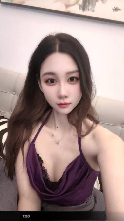 吴中清纯嫩妹橙橙