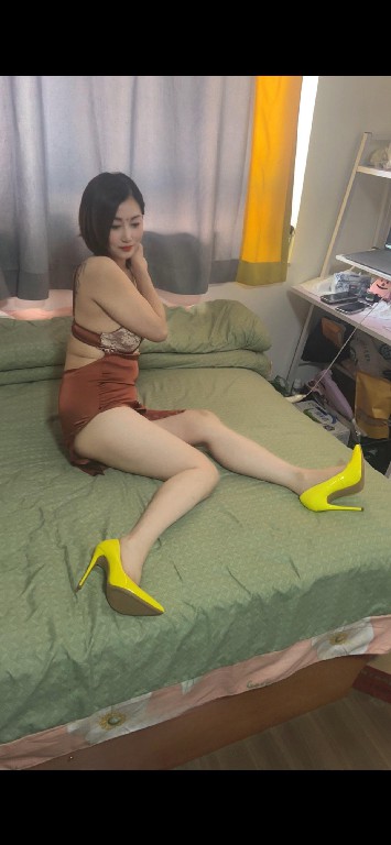 风骚短发少妇薇薇