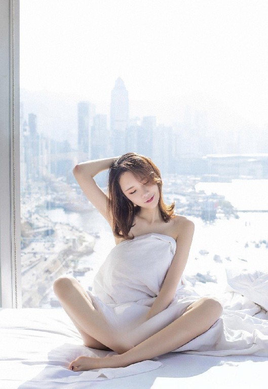 极品高挑嫩妹妹